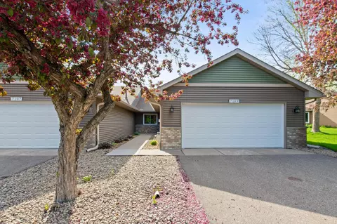 7109 Ivy Ridge Ln, Lino Lakes, MN 55014