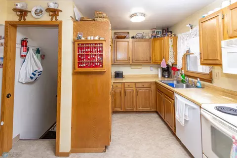 809 19th St S, Fargo, ND 58103 photo 13