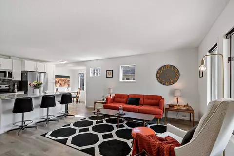 2614 Oakland Ave #1/2, Minneapolis, MN 55407