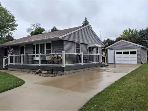 1916 2nd Ave NW, Austin, MN 55912