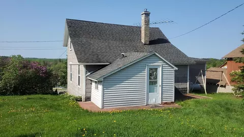 15 Gordon St, Soudan, MN 55782