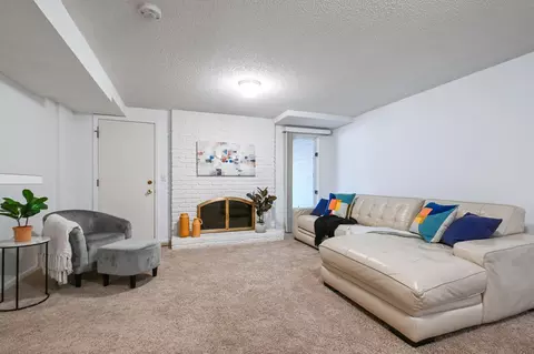 9302 Nesbitt Rd, Bloomington, MN 55437 photo 13