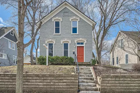 234 Page St E, Saint Paul, MN 55107