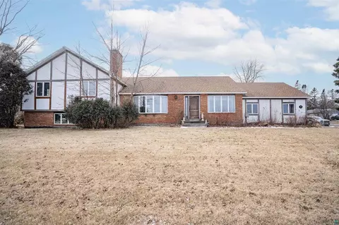 1104 E 2nd St, Superior, WI 54880