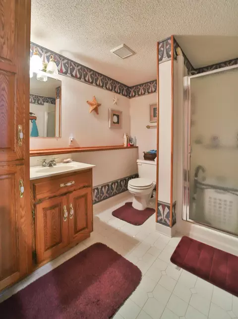 Bath - 7124 Stevens Rd, Onamia, MN 56359 photo 5 of 6
