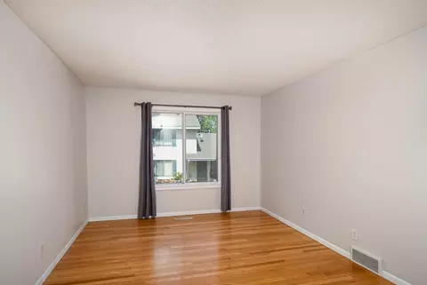 3857 Heather Dr, Eagan, MN 55122 photo 18