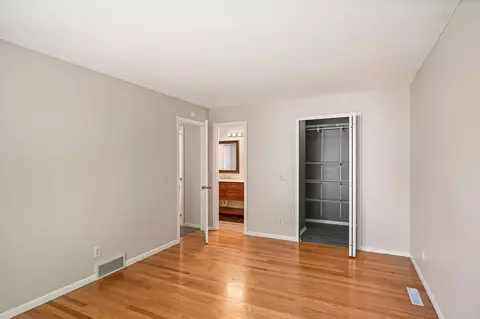 3857 Heather Dr, Eagan, MN 55122 photo 19
