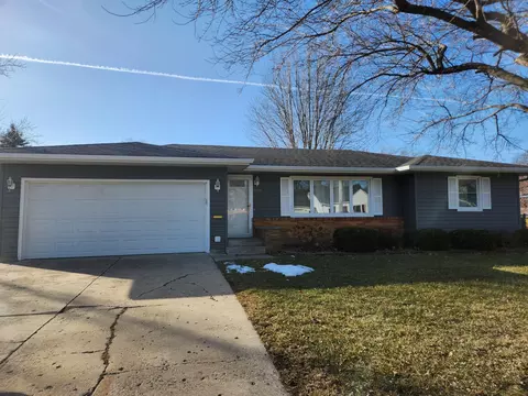 227 Barney St, Owatonna, MN 55060