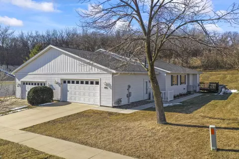 804 26th St NE, Rochester, MN 55906
