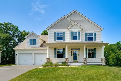 6261 Ladyslipper Cir, Mound, MN 55364