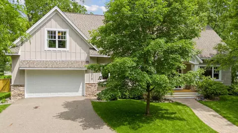 5315 Blake Rd S, Edina, MN 55436 photo 3