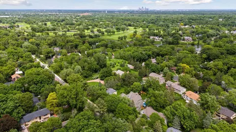 5315 Blake Rd S, Edina, MN 55436 photo 6