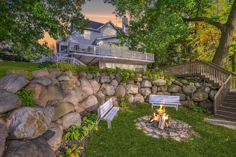 18423 N Lake Ln, Pine City, MN 55063