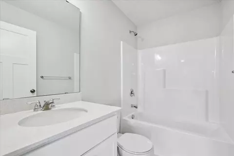 Bath - 23255 Willow Dr, Rogers, MN 55374 photo 2 of 3