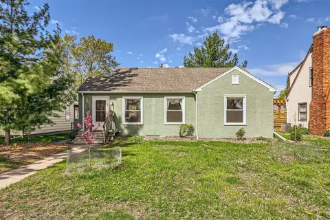 4421 Zenith Ave N, Robbinsdale, MN 55422