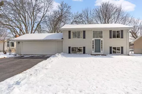 1444 Meadowmoor Dr NE, Fridley, MN 55432