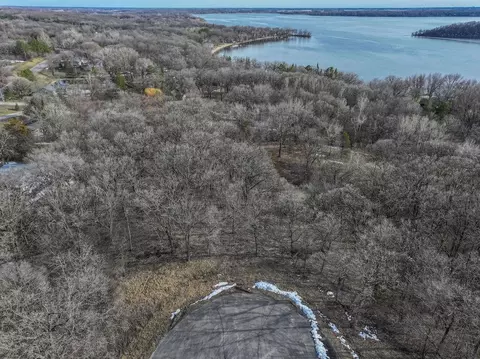 28401 Cherrywood Rd, Paynesville, MN 56362