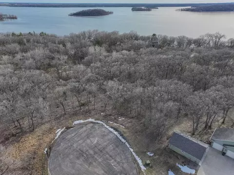 28413 Cherrywood Rd, Paynesville, MN 56362