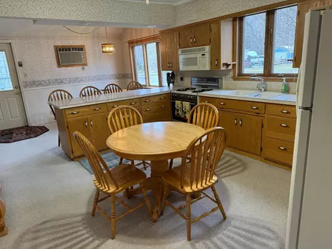 504 E 4th St, Albert Lea, MN 56007 photo 8
