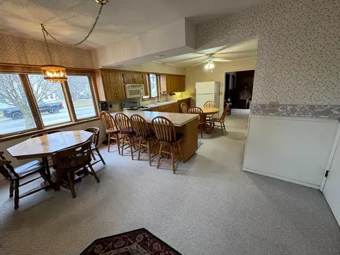 504 E 4th St, Albert Lea, MN 56007 photo 5