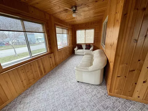 504 E 4th St, Albert Lea, MN 56007 photo 12