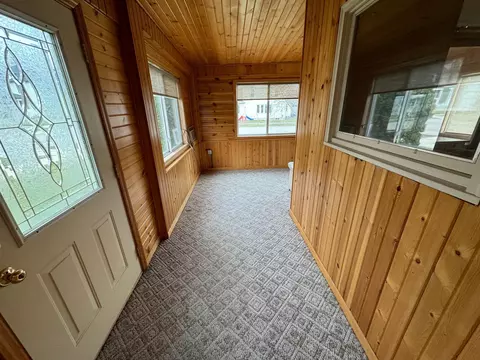 504 E 4th St, Albert Lea, MN 56007 photo 11