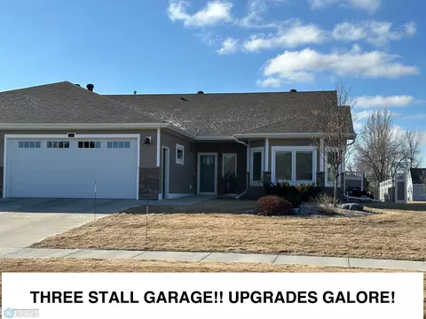 1436 63rd Ave S, Fargo, ND 58104