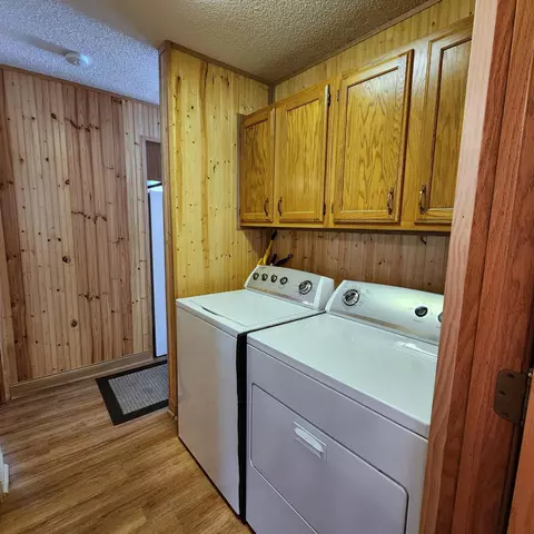 610 E Fairview Ave, Olivia, MN 56277 photo 16