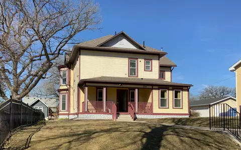 2514 Lincoln St NE, Minneapolis, MN 55418