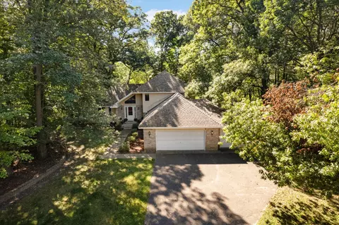 11426 Knollwood Ct NE, Blaine, MN 55449