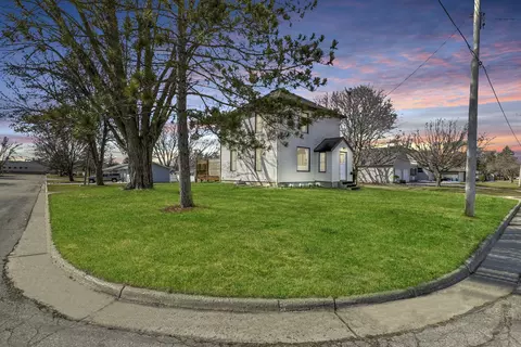 201 Barney St, Owatonna, MN 55060