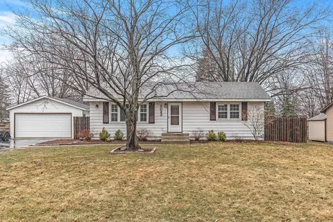 3023 Bellaire Ave, Maplewood, MN 55109