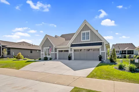 1881 Annika Dr N, Lake Elmo, MN 55042