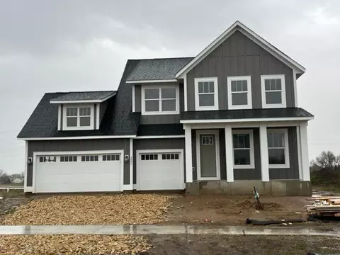 3091 Trinity Dr, Shakopee, MN 55379