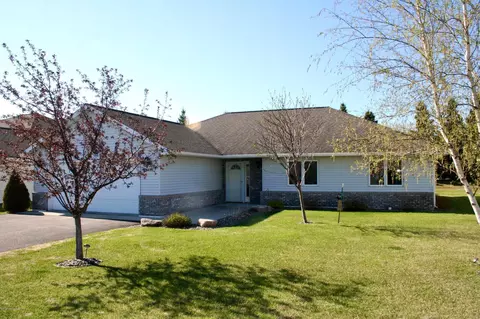 3020 Mountain Ash Ct NW, Bemidji, MN 56601
