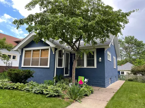 2331 Cleveland St NE, Minneapolis, MN 55418