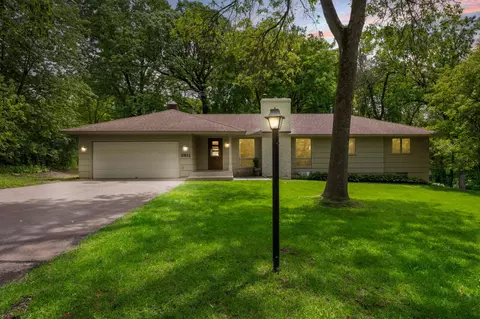 3611 Croftview Ter, Minnetonka, MN 55345