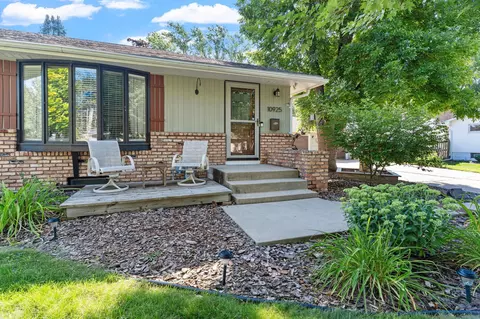 10925 Beard Ave S, Bloomington, MN 55431