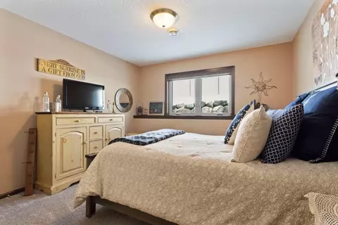 10908 River Pines Dr N, Champlin, MN 55316 photo 26