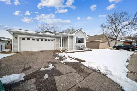 14270 Quentin Ave S, Savage, MN 55378