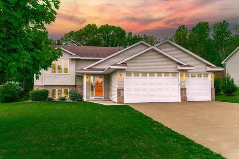 419 Somerset Ln, Somerset, WI 54025