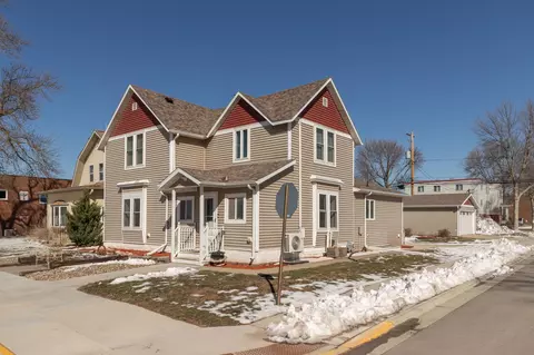 124 Main St E, Hayfield, MN 55940