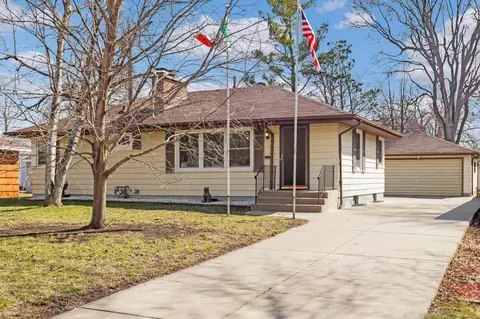 4230 Florida Ave N, Crystal, MN 55428