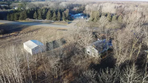 30037 W Pickerel Lake Rd, Detroit Lakes, MN 56501