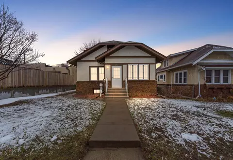 3711 Emerson Ave N, Minneapolis, MN 55412