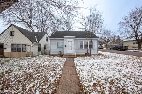 2205 Minnehaha Ave E, Saint Paul, MN 55119
