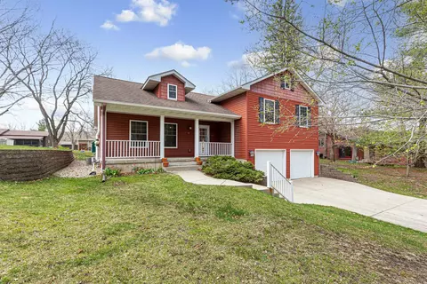 1118 Elm St, Northfield, MN 55057