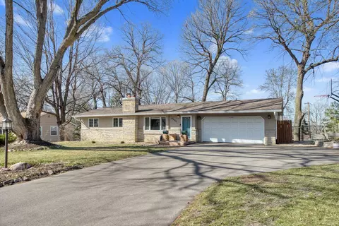 3204 Highland Dr, Burnsville, MN 55337
