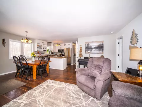 Living - 9576 Libby Ln, Brainerd, MN 56401 photo 4 of 6