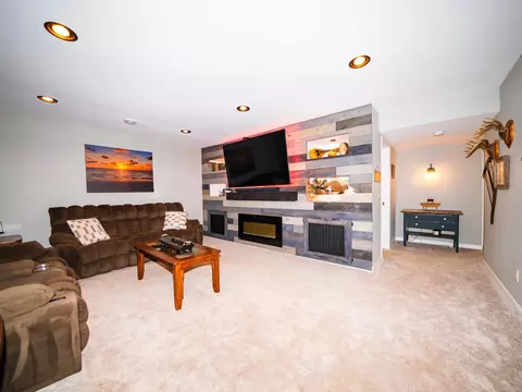 Living - 9576 Libby Ln, Brainerd, MN 56401 photo 6 of 6